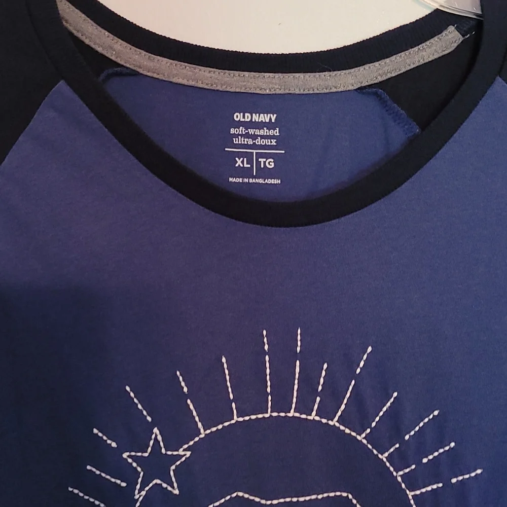 NWOT Old Navy shirt - Picture 3 of 4